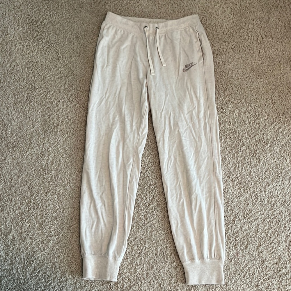 nike joggers